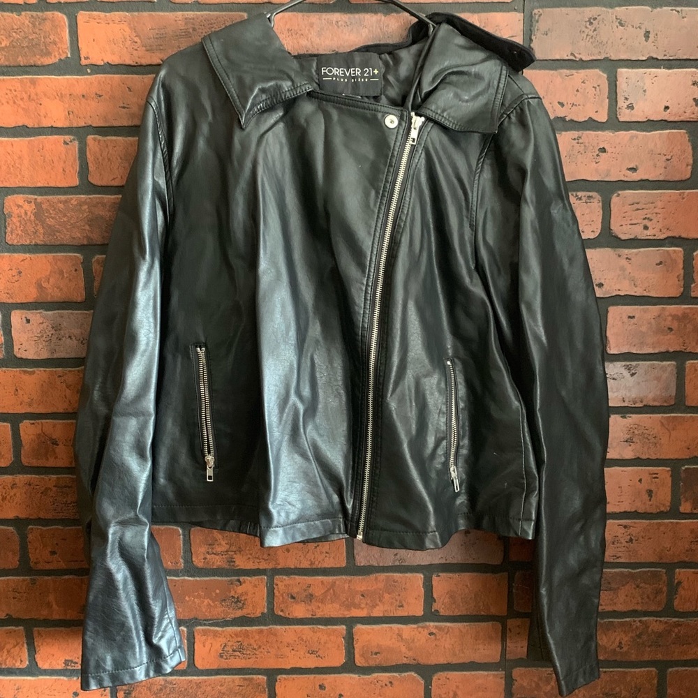 Hooded black jacket